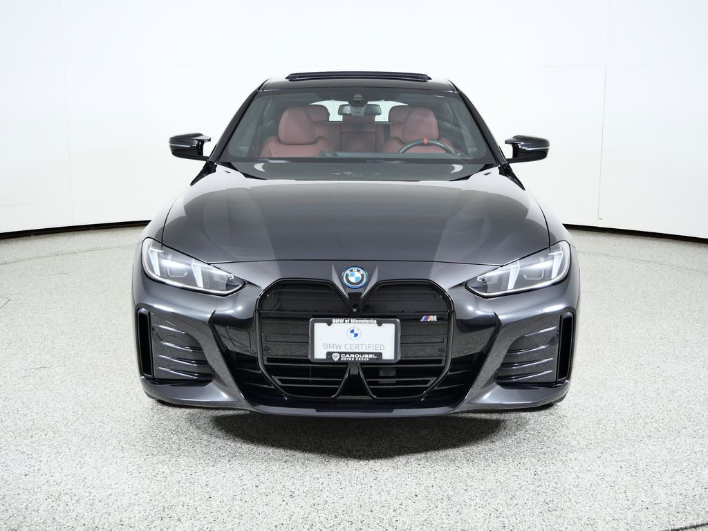 Thumbnail: 2025 BMW i4 - 3