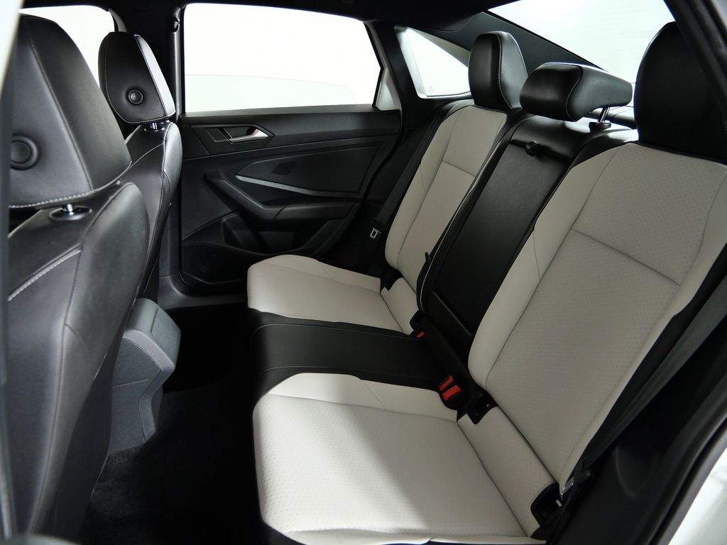 Thumbnail: 2019 Volkswagen Jetta - 29