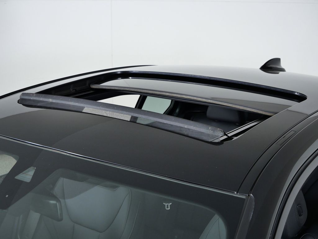 Thumbnail: 2021 BMW 3 Series - 19