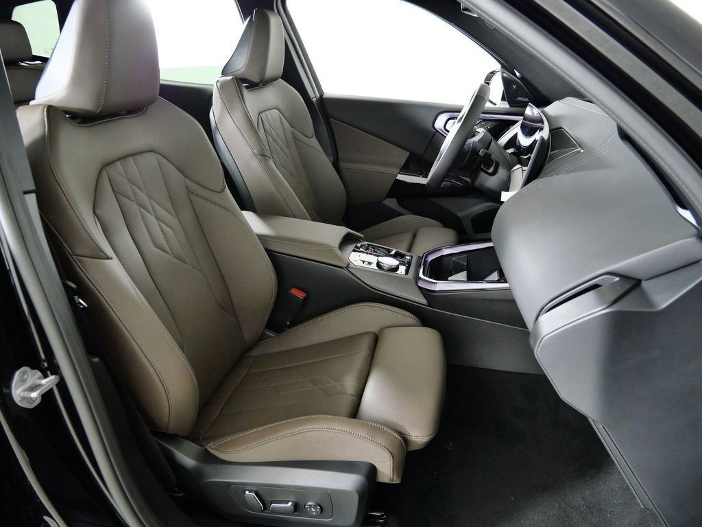Thumbnail: 2026 BMW X3 - 23