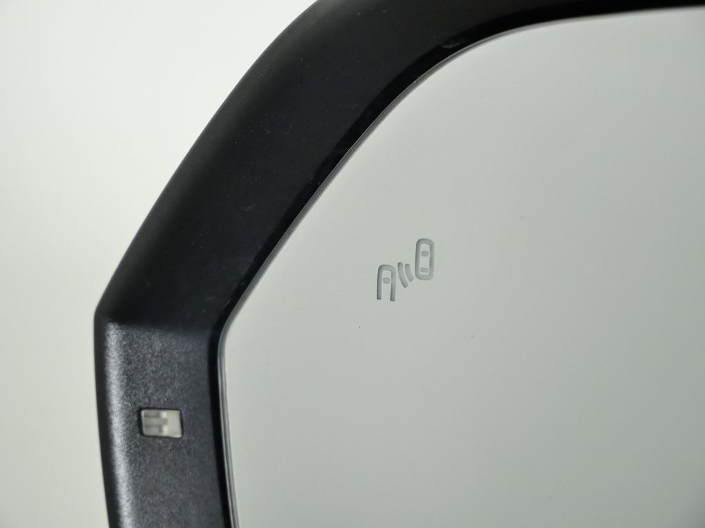 Thumbnail: 2023 Volkswagen Atlas - 37