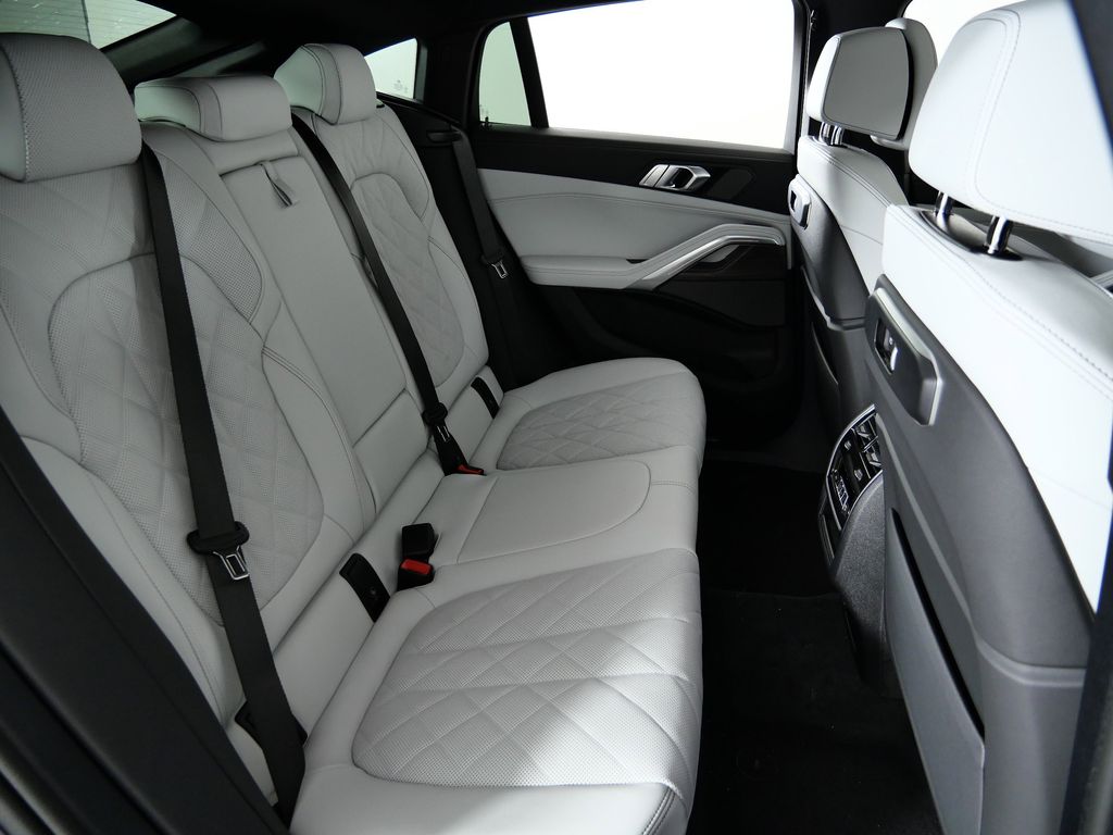 Thumbnail: 2026 BMW X6 - 27