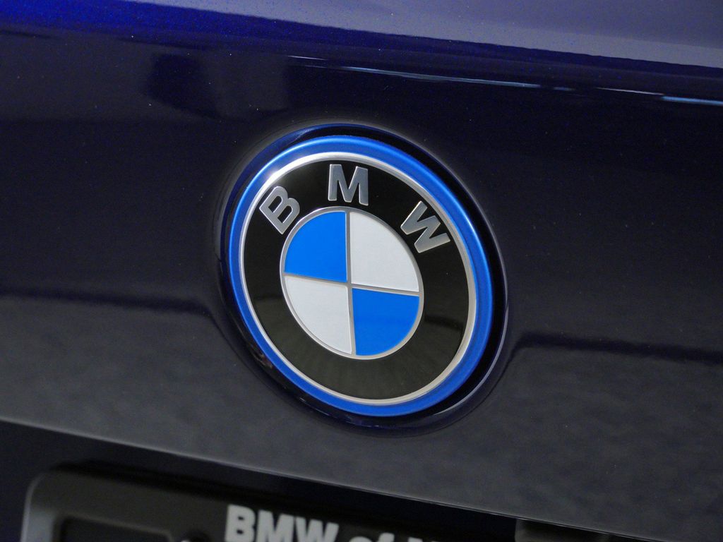 Thumbnail: 2026 BMW X5 - 11