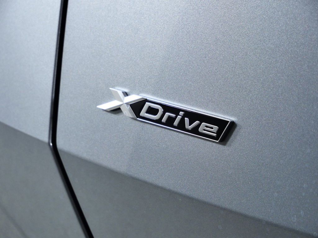 Thumbnail: 2026 BMW X3 - 14