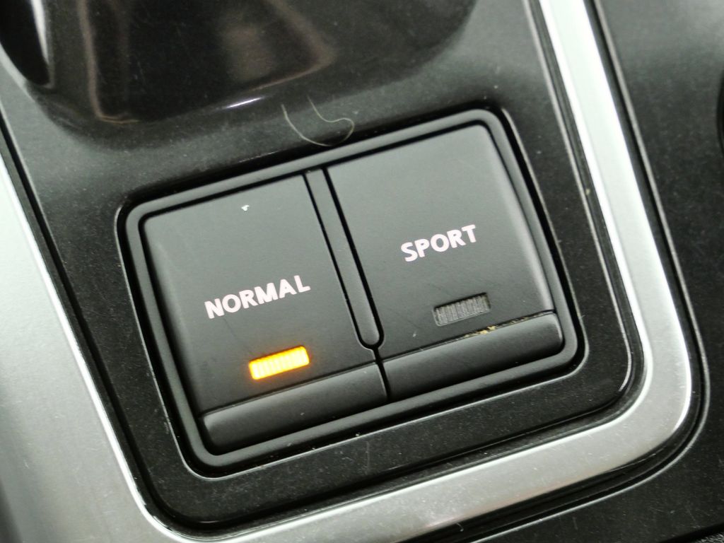 Thumbnail: 2016 Nissan Maxima - 46