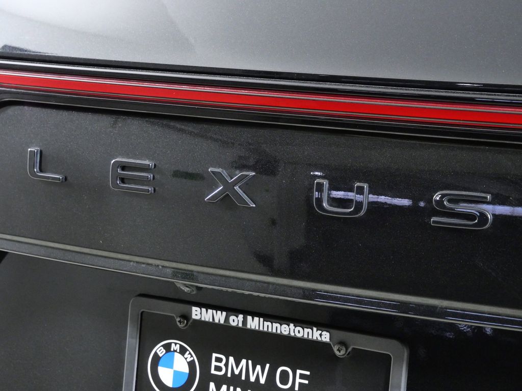Thumbnail: 2025 Lexus LX - 12