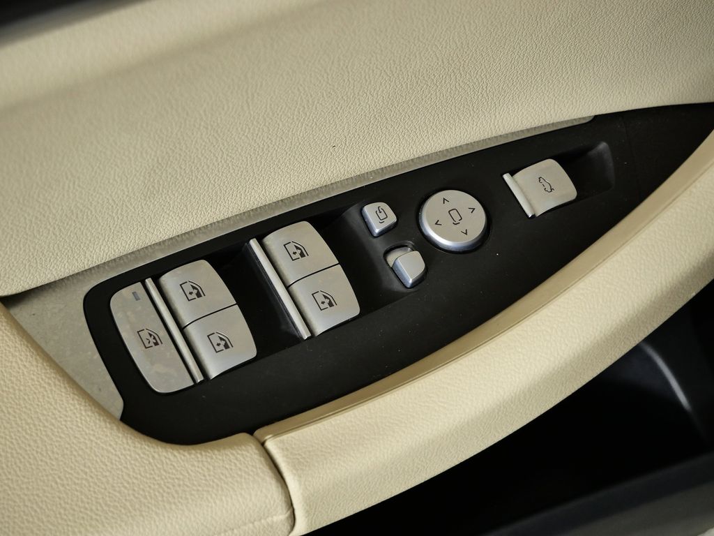 Thumbnail: 2023 BMW X3 - 36