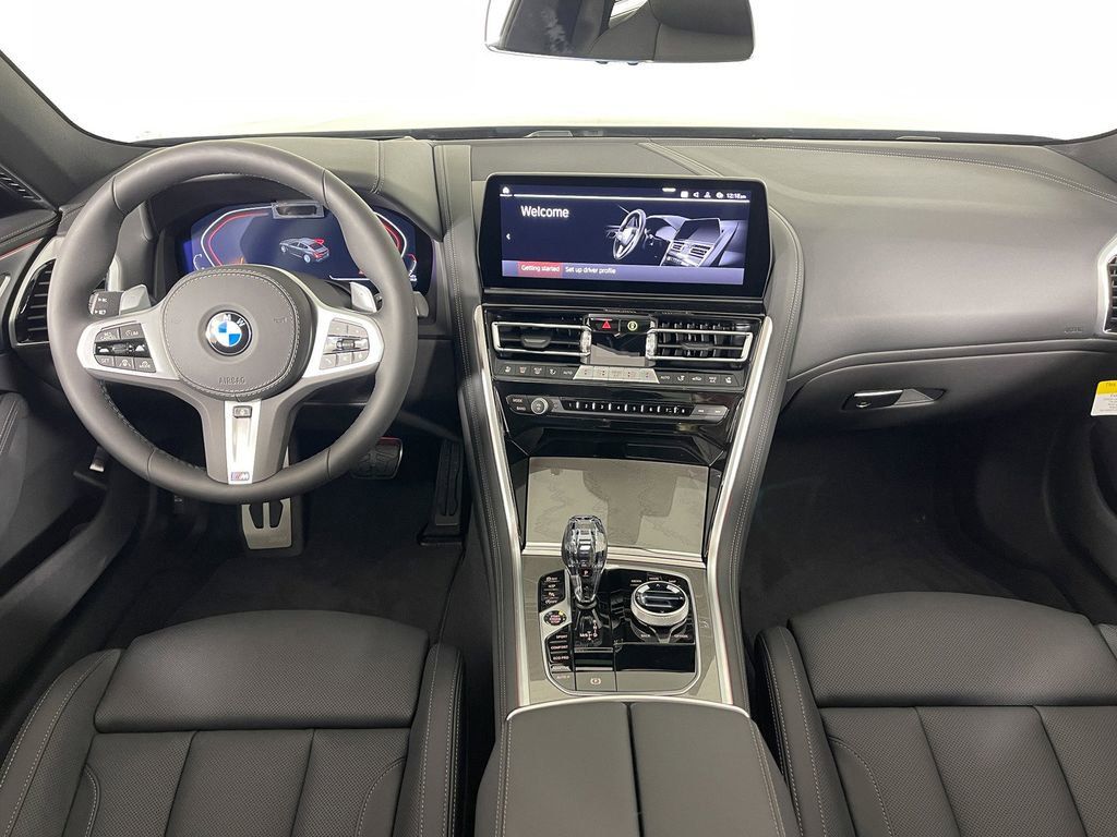 Thumbnail: 2025 BMW 8 Series - 27