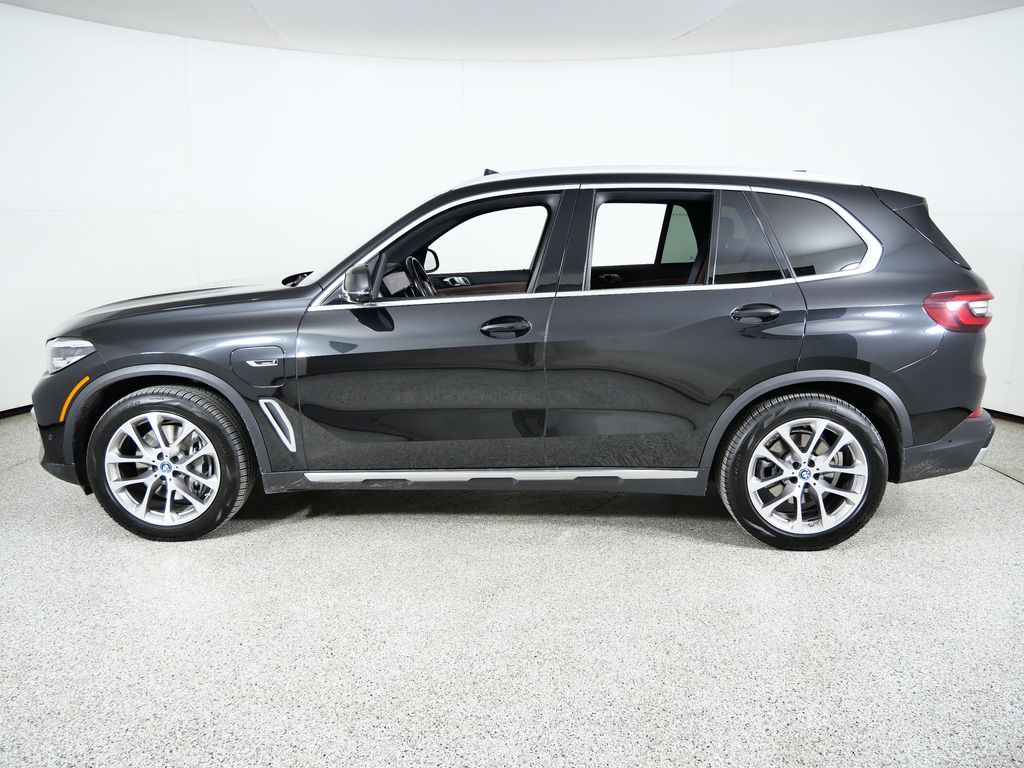 Thumbnail: 2022 BMW X5 - 16