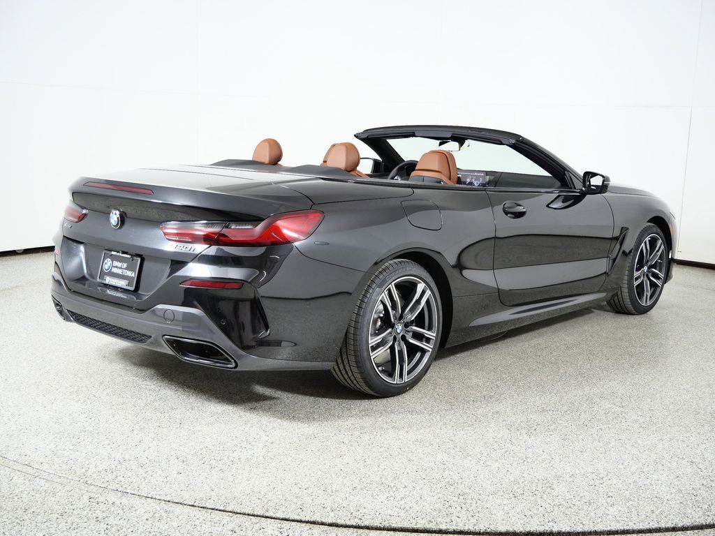 Thumbnail: 2026 BMW 8 Series - 11