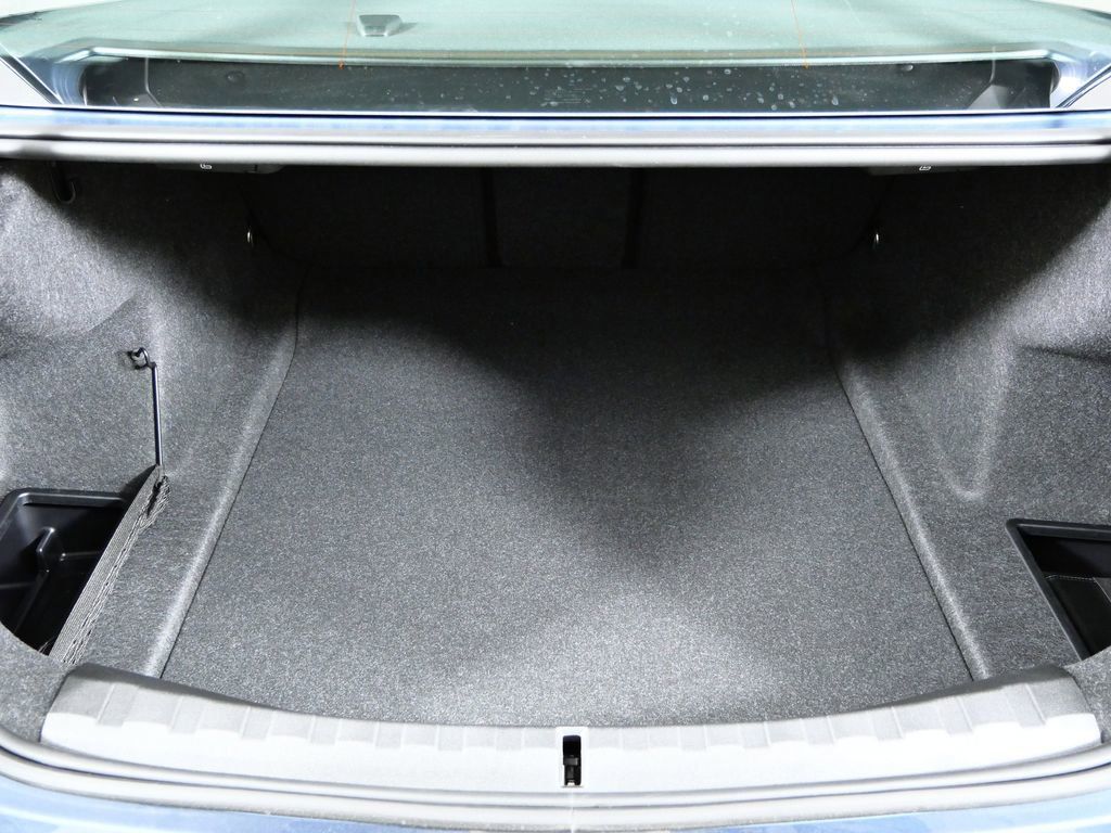 Thumbnail: 2026 BMW 3 Series - 29