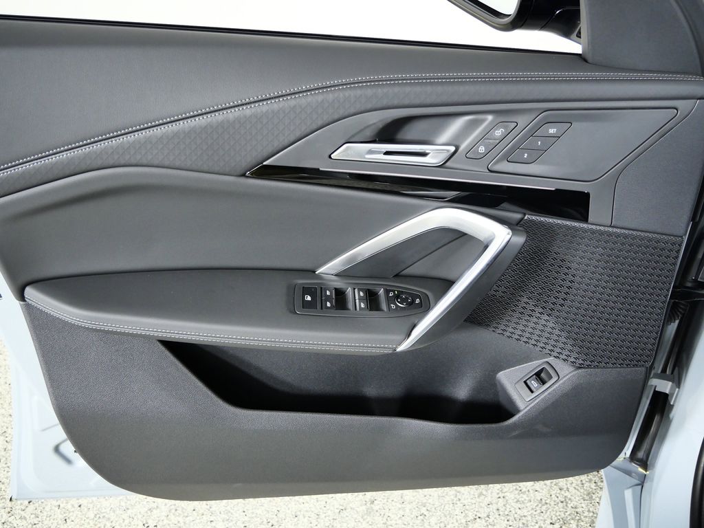 Thumbnail: 2026 BMW X2 - 32