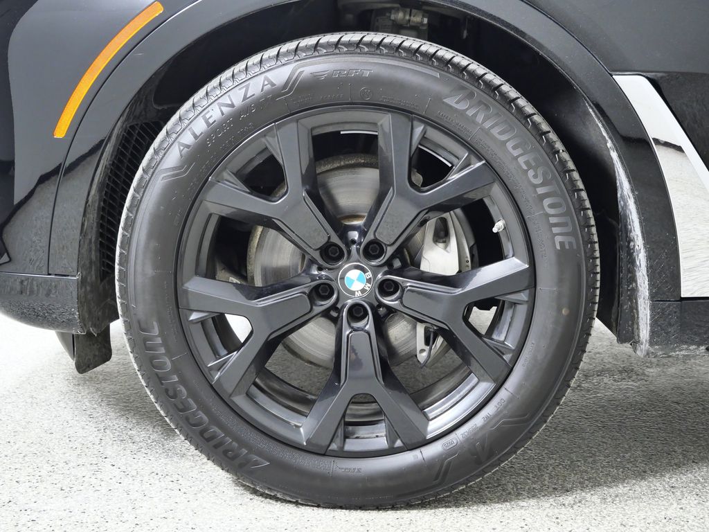 Thumbnail: 2020 BMW X7 - 18