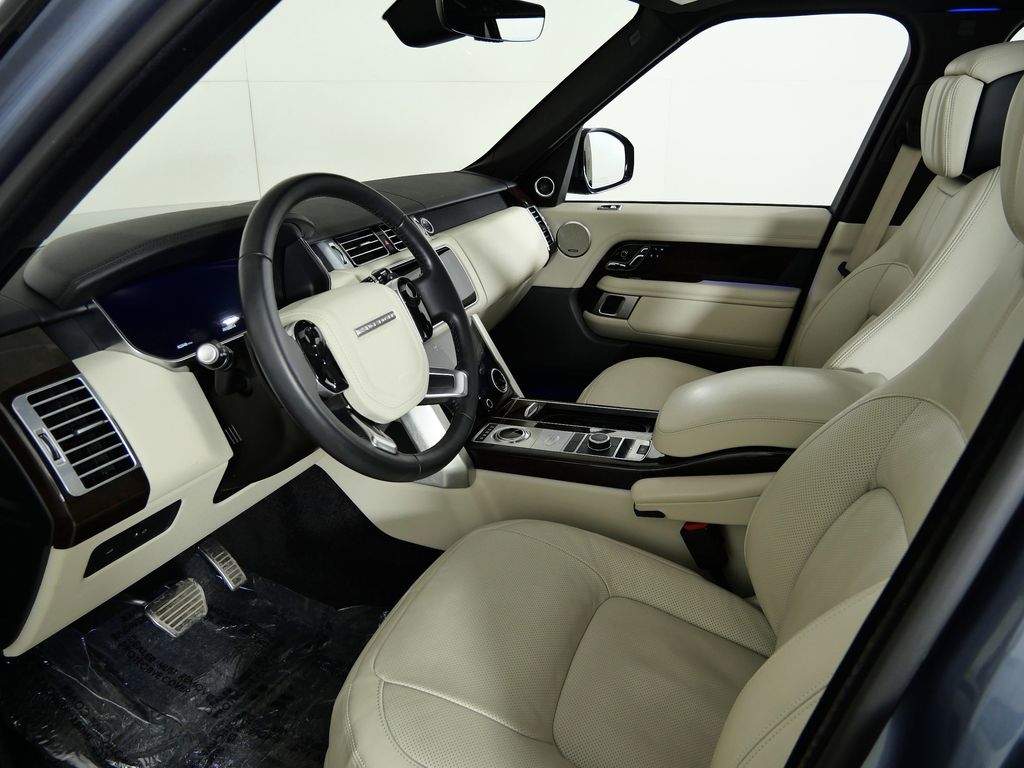 Thumbnail: 2022 Land Rover Range Rover - 34