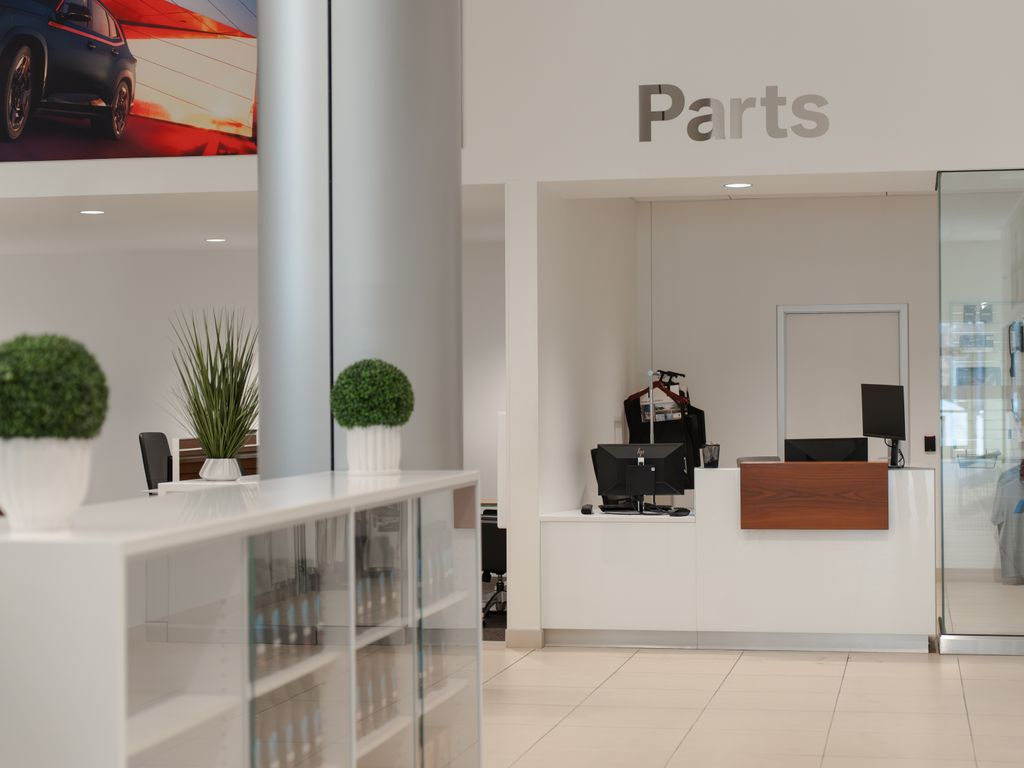 Thumbnail: 2024 BMW M3 - 24