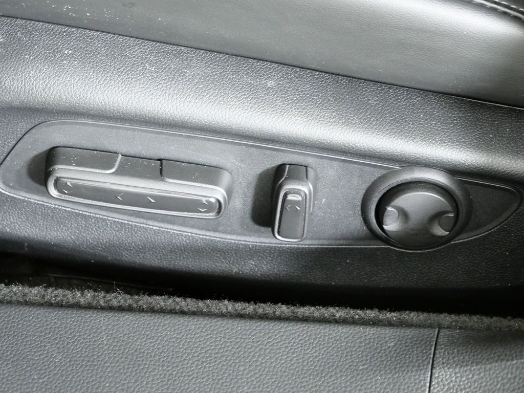 Thumbnail: 2025 Honda Accord - 36