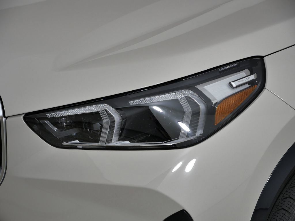 Thumbnail: 2026 BMW X1 - 5