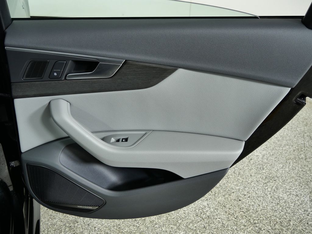 Thumbnail: 2018 Audi A4 - 26