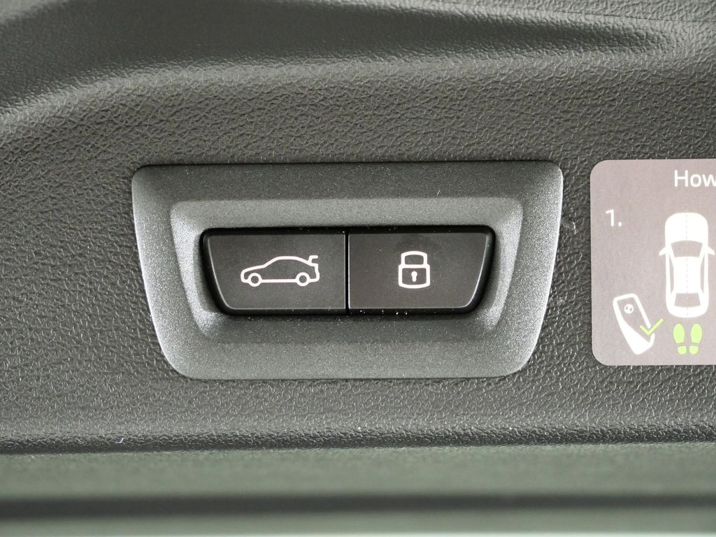 Thumbnail: 2026 BMW X5 - 30