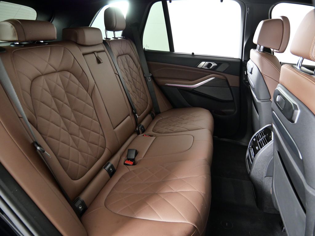 Thumbnail: 2025 BMW X5 - 31