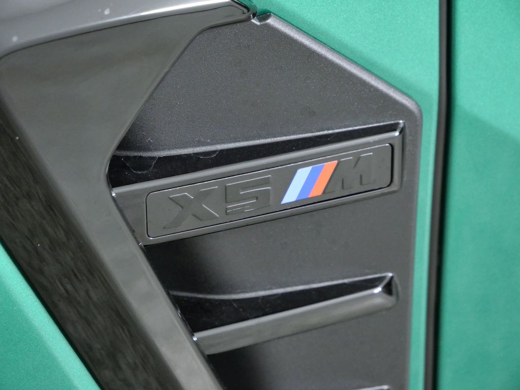 Thumbnail: 2026 BMW X5 - 13