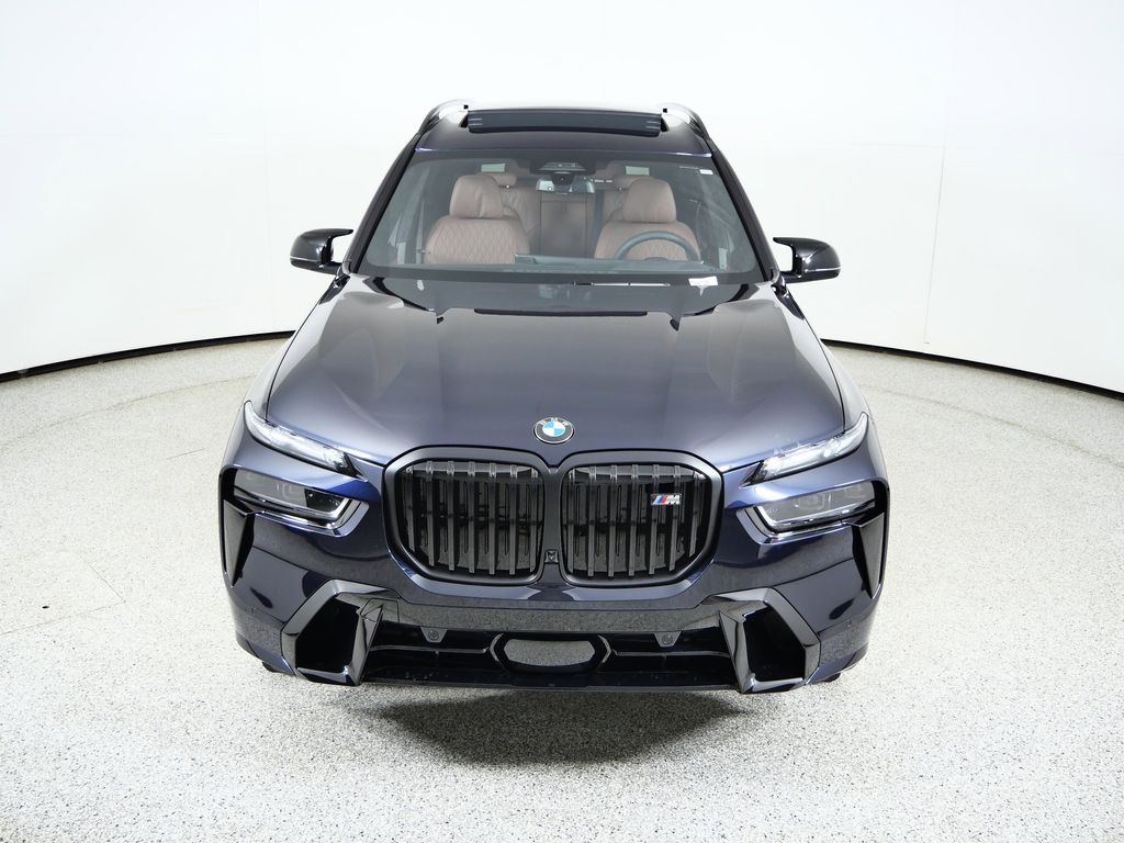 Thumbnail: 2026 BMW X7 - 16