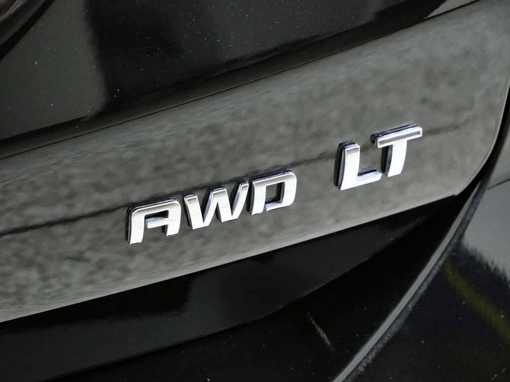 Thumbnail: 2018 Chevrolet Equinox - 13