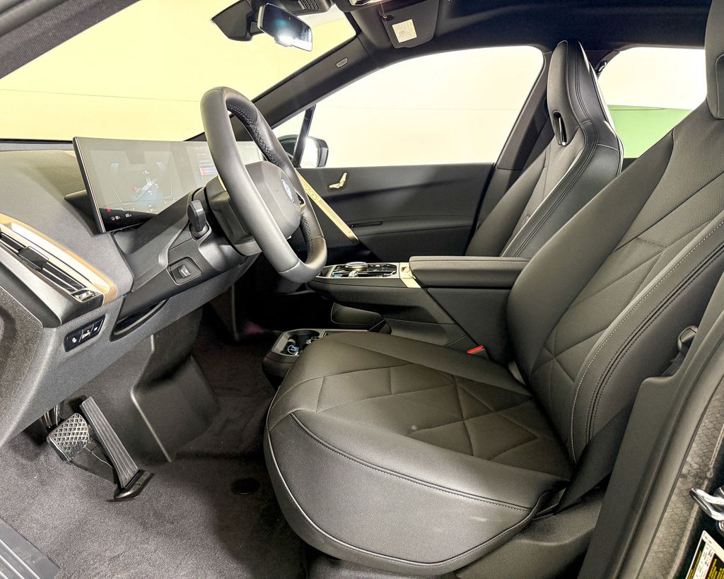 2025 BMW iX xDrive50 30