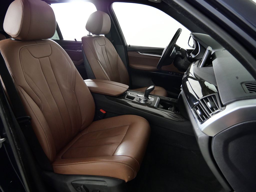 Thumbnail: 2018 BMW X5 - 22