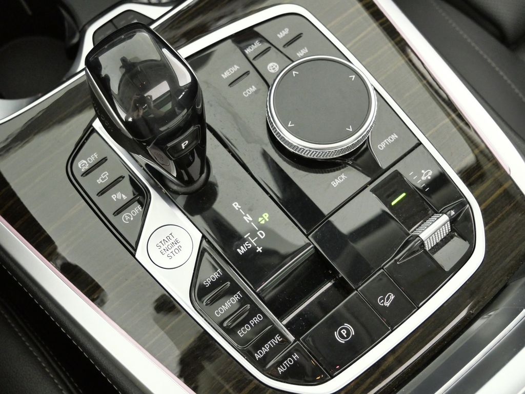 Thumbnail: 2019 BMW X7 - 49