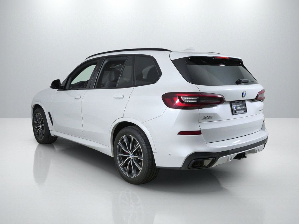 Thumbnail: 2023 BMW X5 - 17