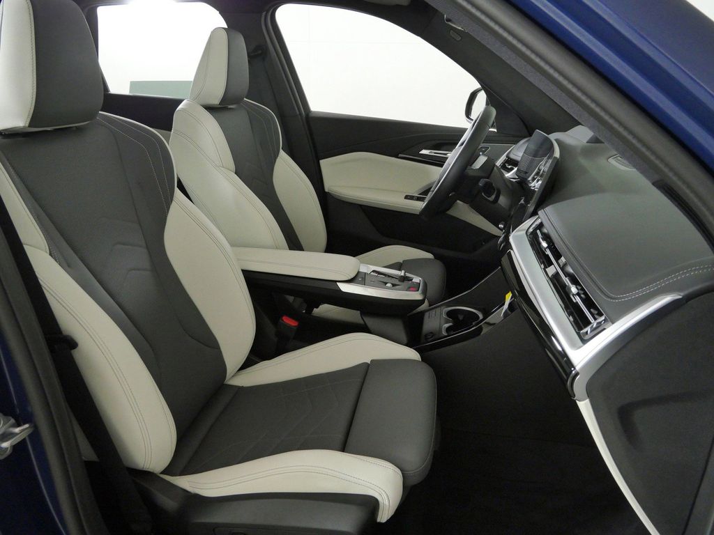 Thumbnail: 2026 BMW X1 - 21