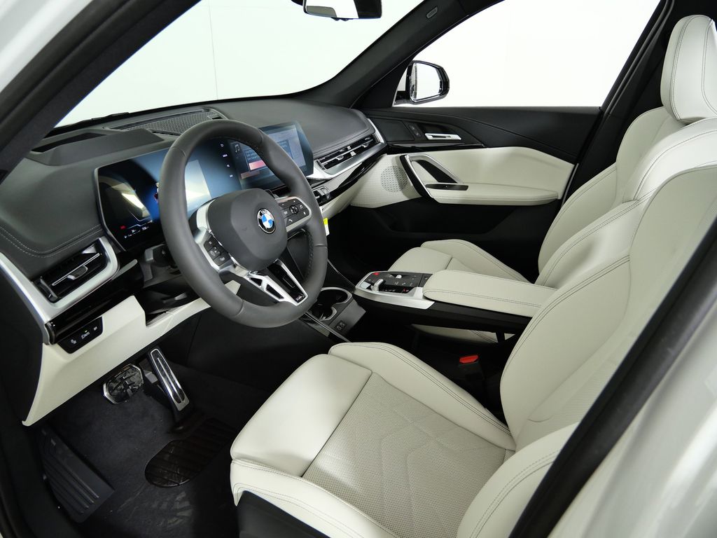 Thumbnail: 2026 BMW X1 - 32