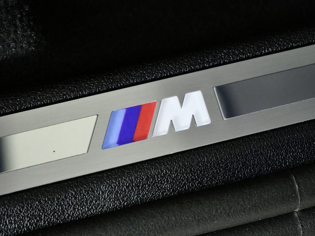 Thumbnail: 2026 BMW X7 - 25