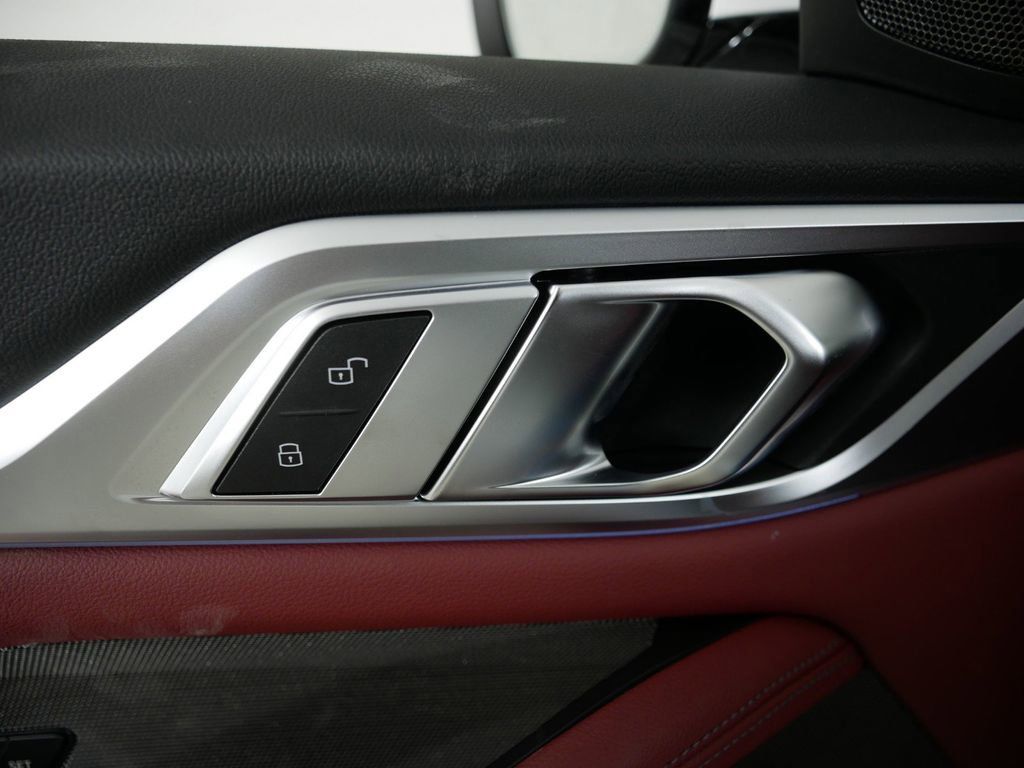 Thumbnail: 2025 BMW i4 - 36
