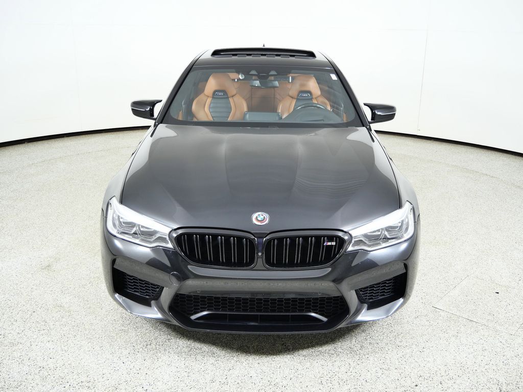 Thumbnail: 2019 BMW M5 - 16