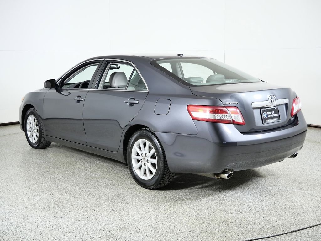 Thumbnail: 2011 Toyota Camry - 15