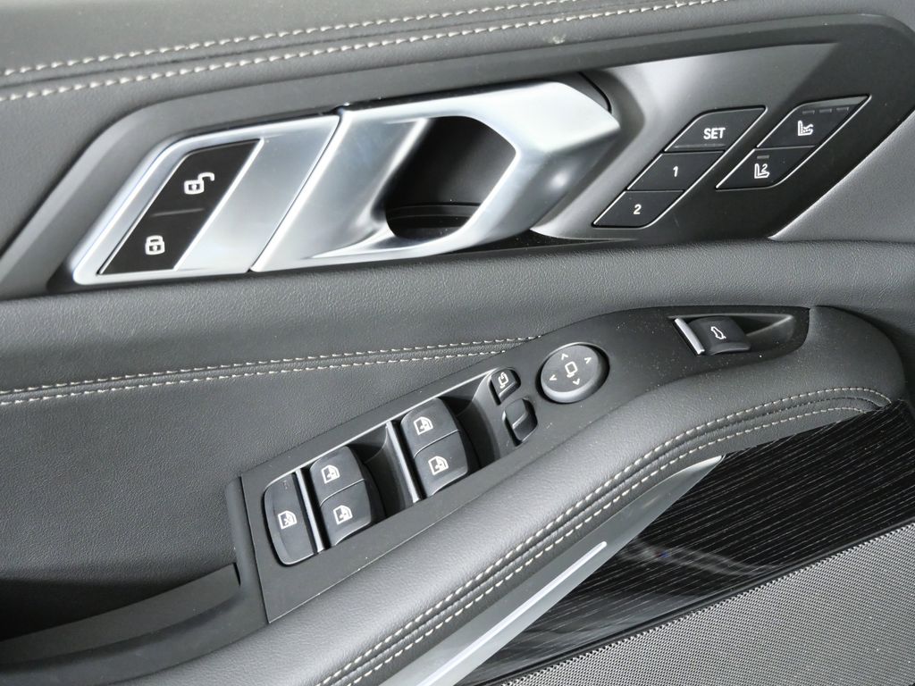 Thumbnail: 2026 BMW X5 - 37