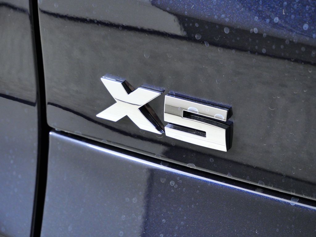 Thumbnail: 2026 BMW X5 - 13