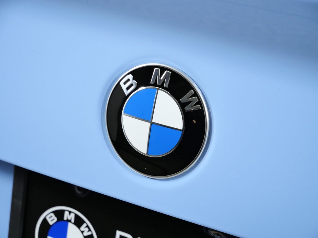 Thumbnail: 2025 BMW M2 - 12