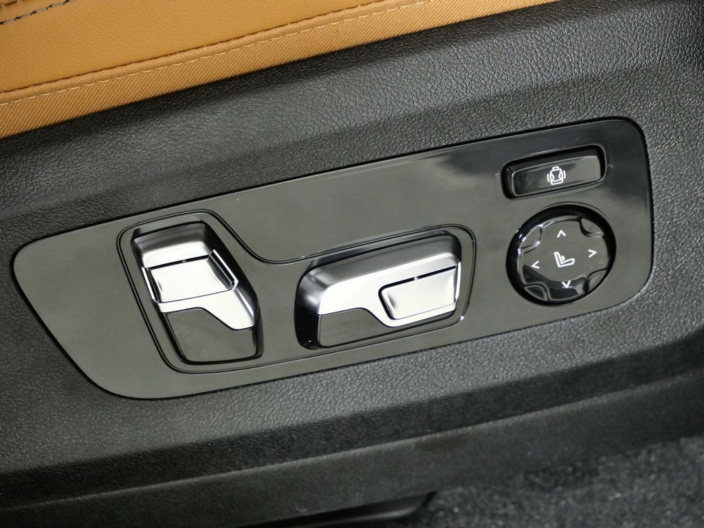 Thumbnail: 2026 BMW X5 - 22