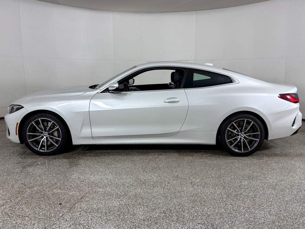 Thumbnail: 2025 BMW 4 Series - 8