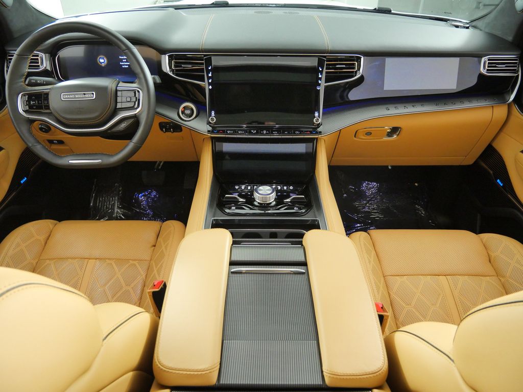 Thumbnail: 2023 Jeep Grand Wagoneer - 5
