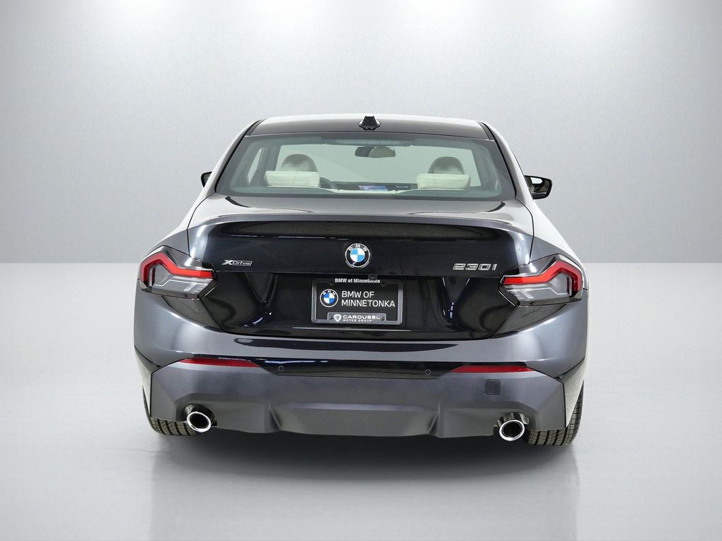 Thumbnail: 2026 BMW 2 Series - 10
