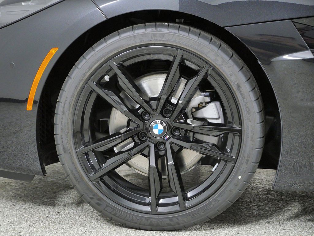 Thumbnail: 2026 BMW Z4 - 16