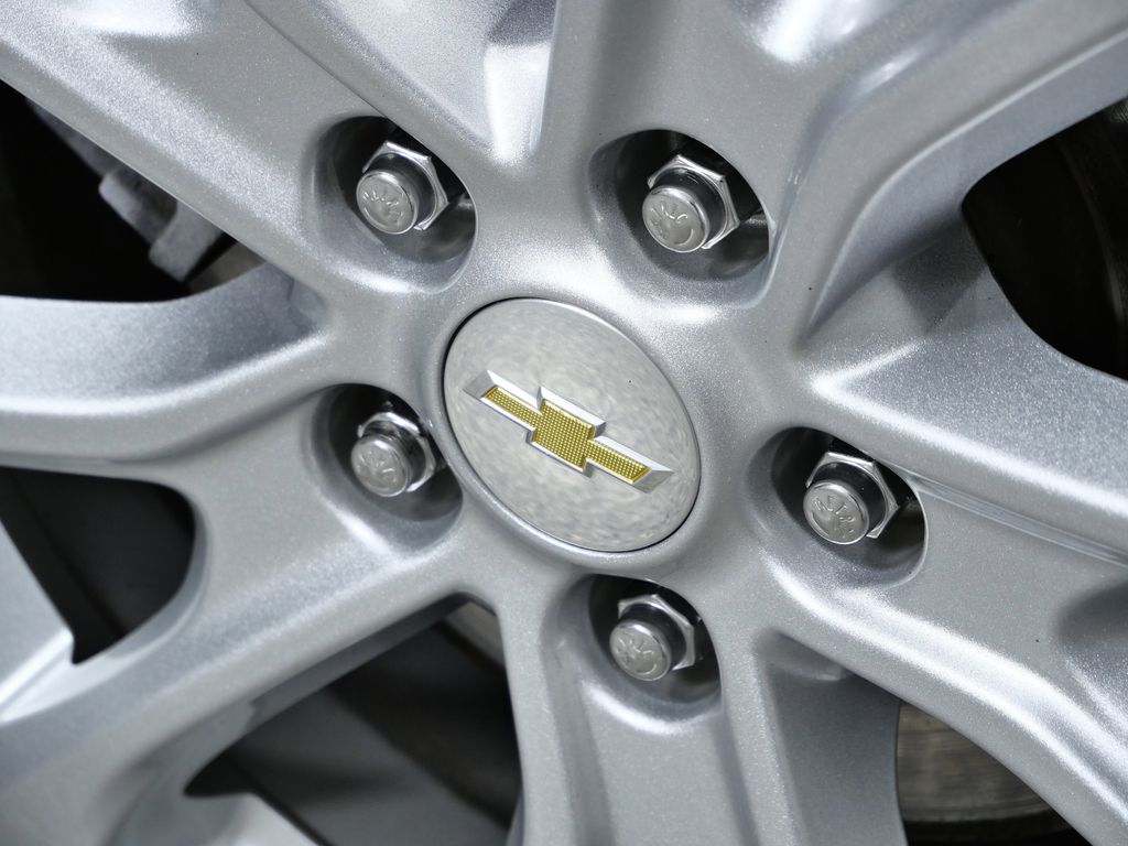 Thumbnail: 2018 Chevrolet Equinox - 5