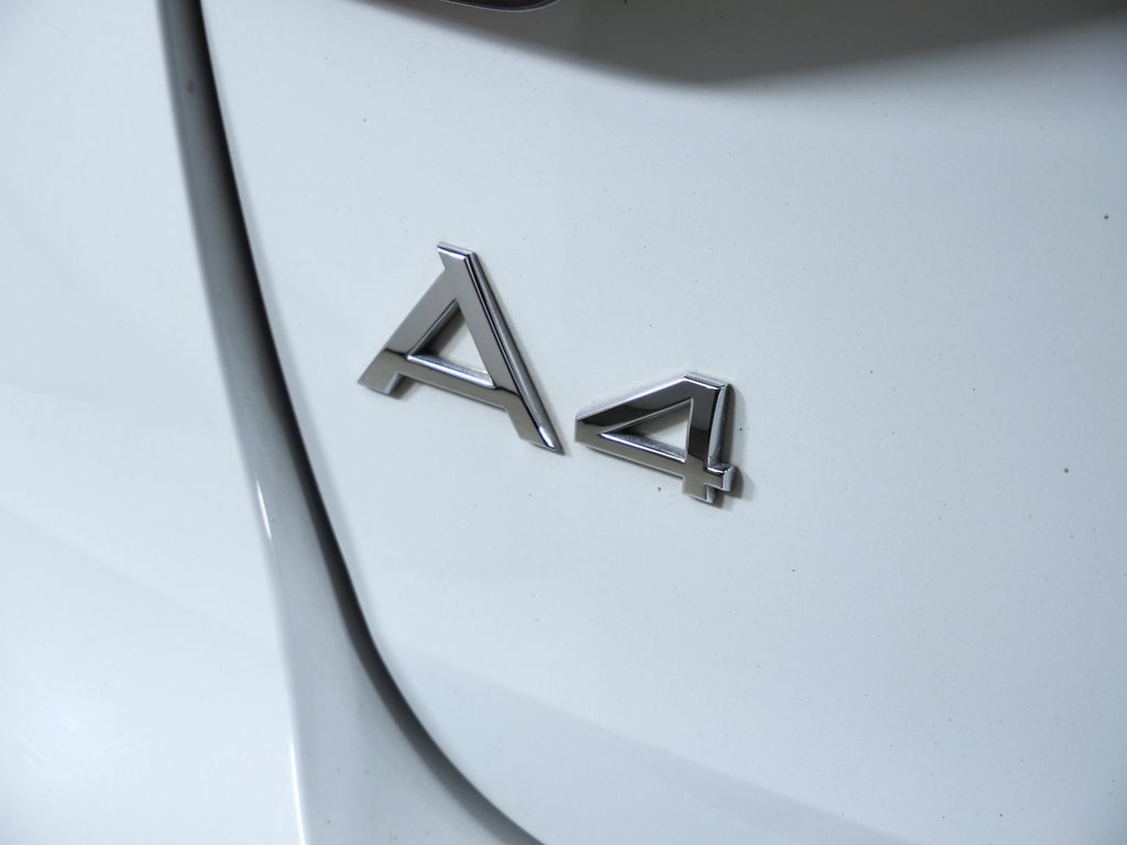 Thumbnail: 2021 Audi A4 - 14