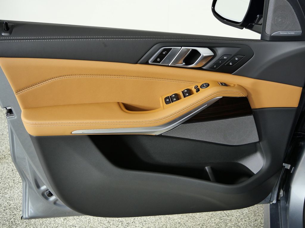 Thumbnail: 2026 BMW X5 - 34