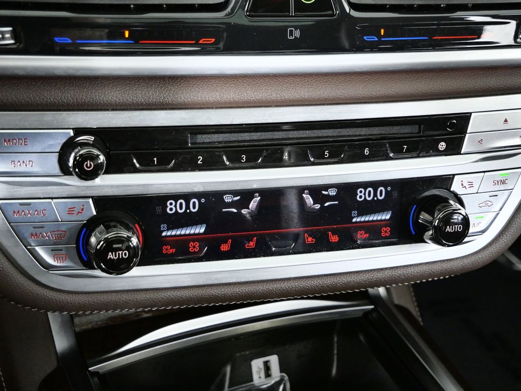 Thumbnail: 2016 BMW 7 Series - 44