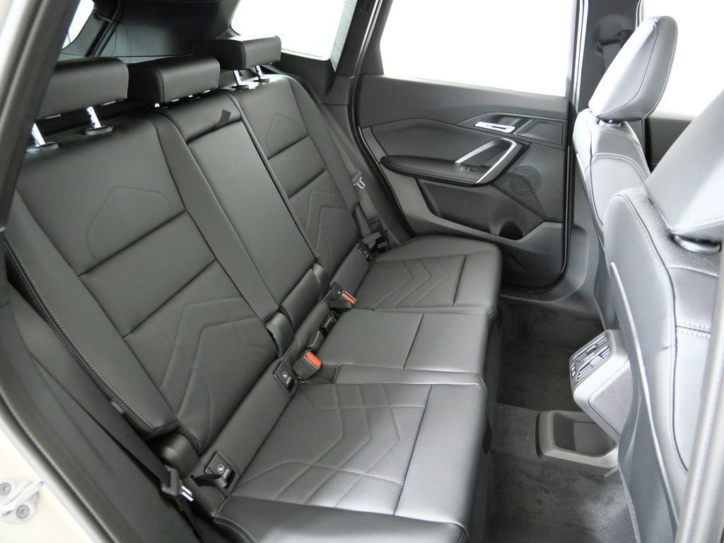 Thumbnail: 2026 BMW X1 - 27